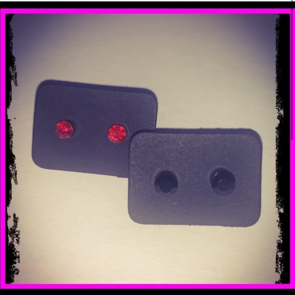 New Handmade Red & Black Crystal Sterling Silver Stud Earrings (2 Pairs) - Picture 4 of 11